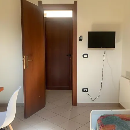 Casa Adriana, Centralissima, Confinante Ospedale Civile דירה