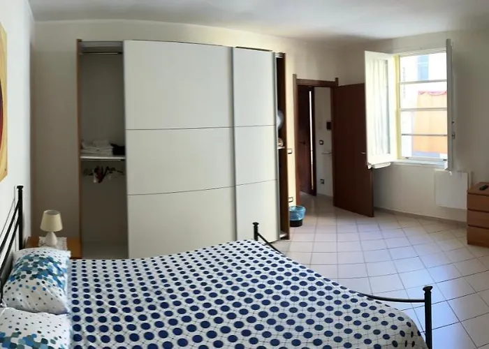 Casa Adriana, Centralissima, Confinante Ospedale Civile Apartament *